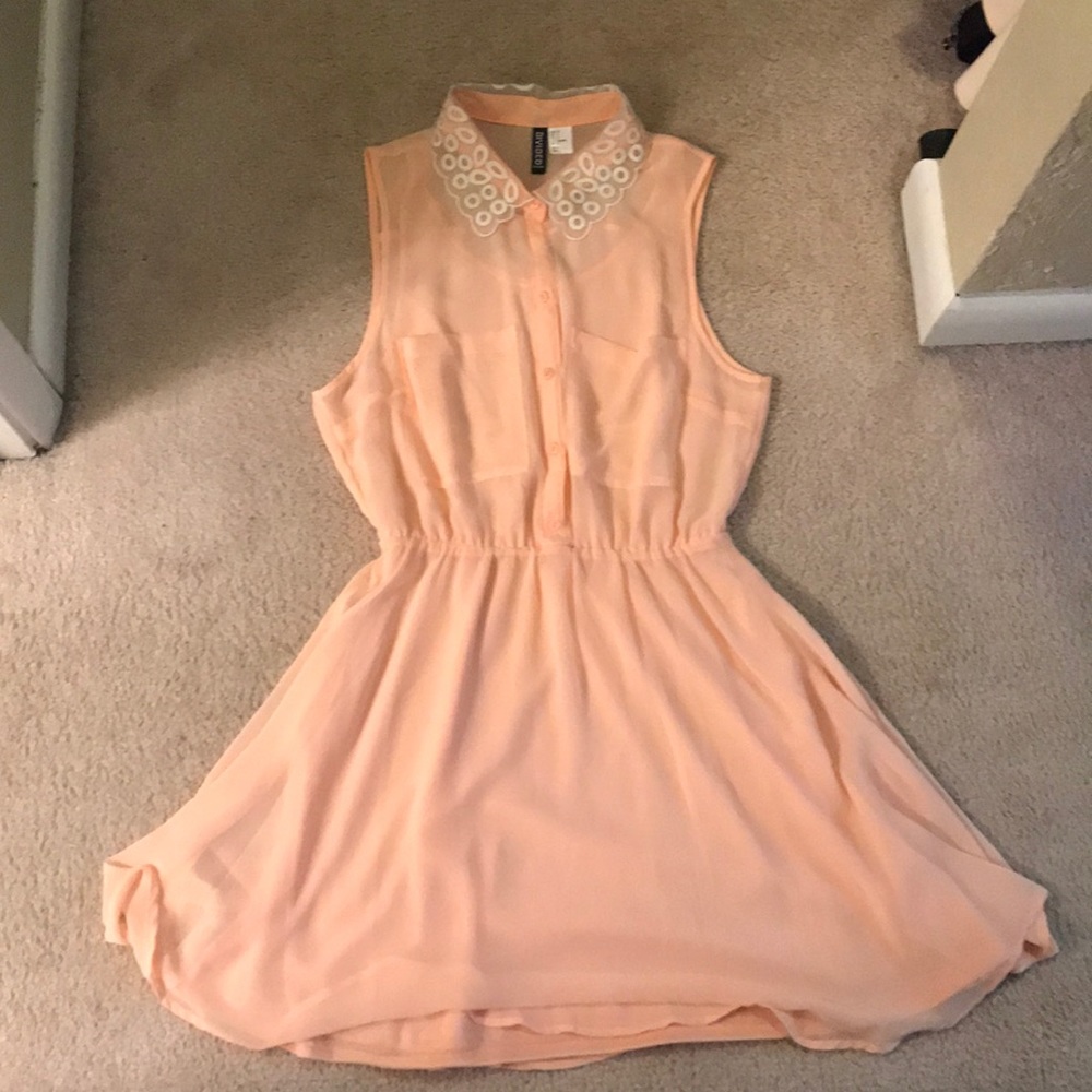 H&M DIVIDED Light Pink dress w/ Detailed collar-8